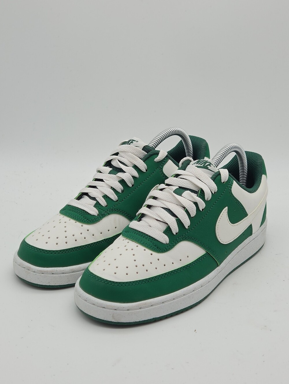 Nike Court Vision Low Green White Sneakers Mens 7 - Picture 2 of 10